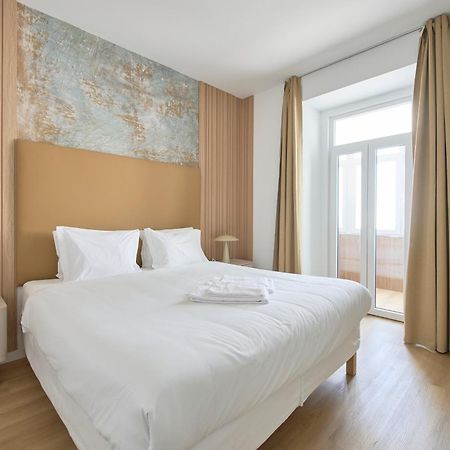 Brand New Hostel Anjos Lissabon Buitenkant foto