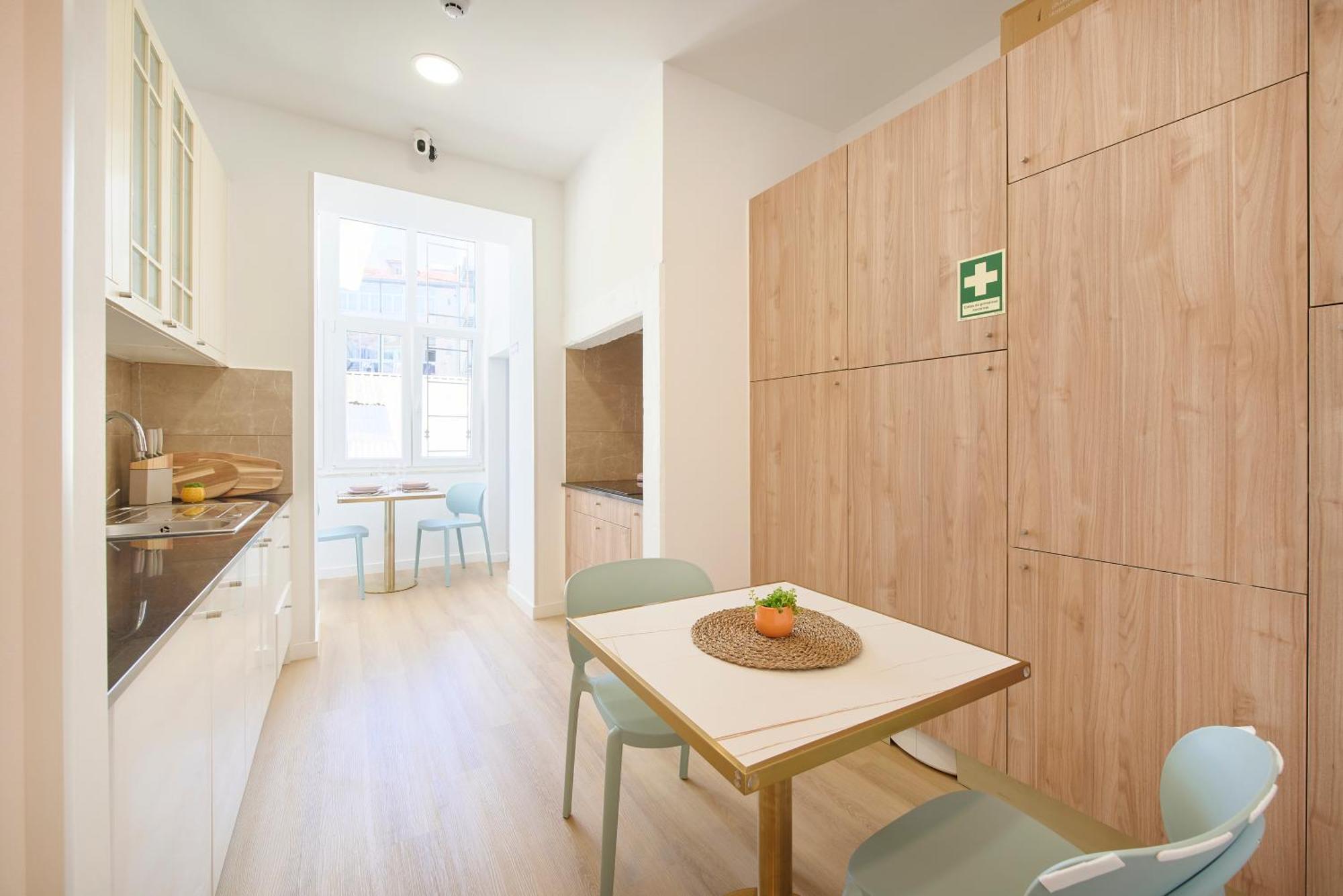 Brand New Hostel Anjos Lissabon Buitenkant foto