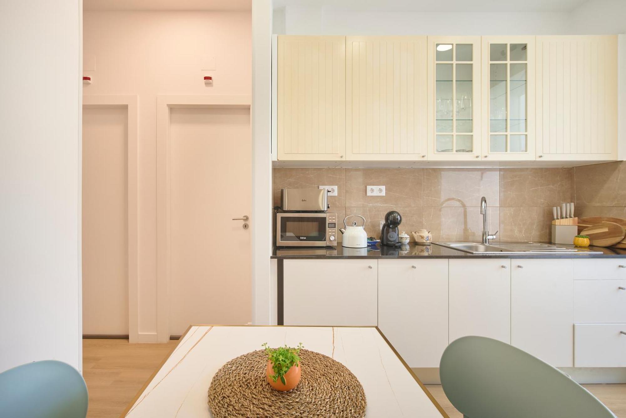 Brand New Hostel Anjos Lissabon Buitenkant foto