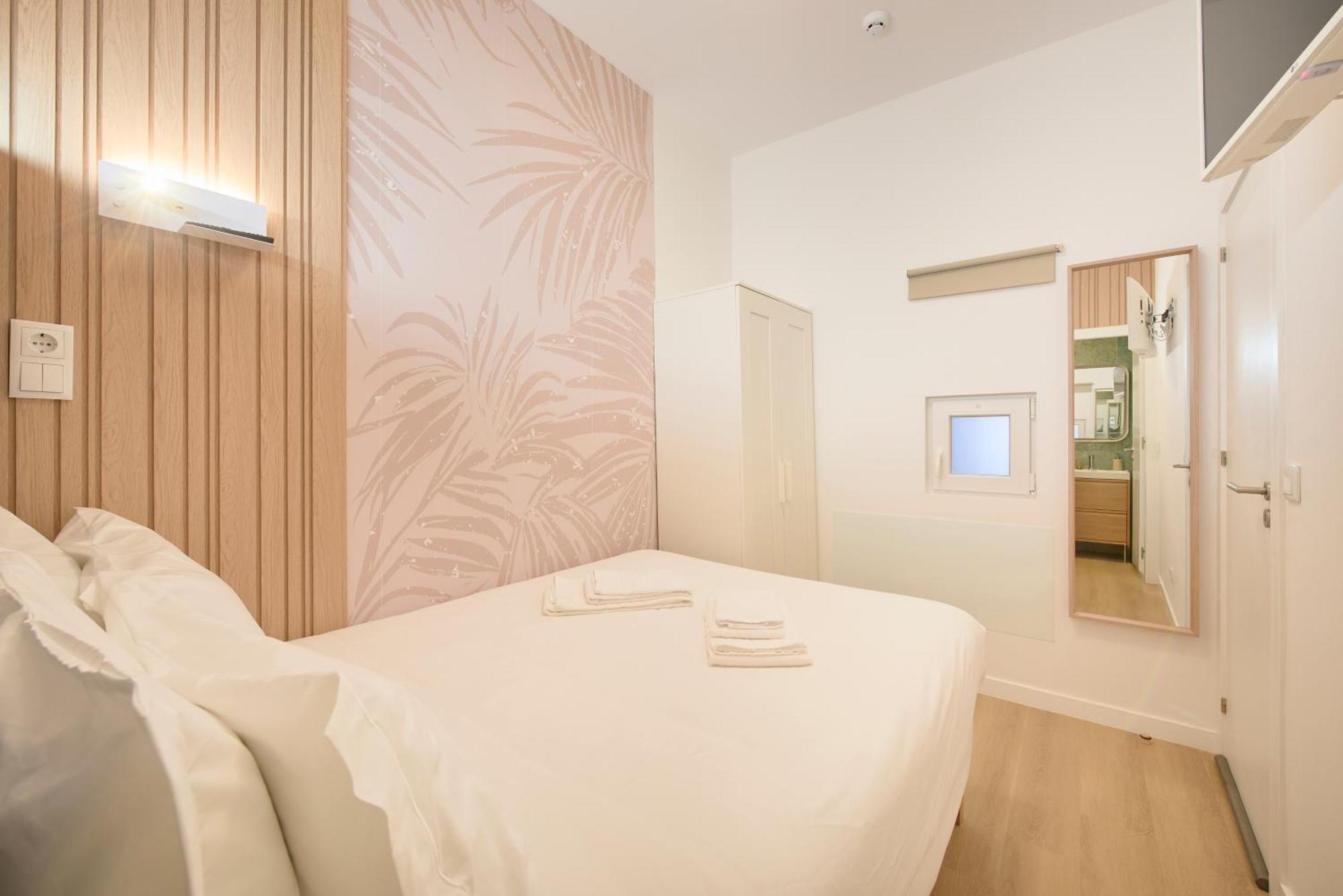 Brand New Hostel Anjos Lissabon Buitenkant foto