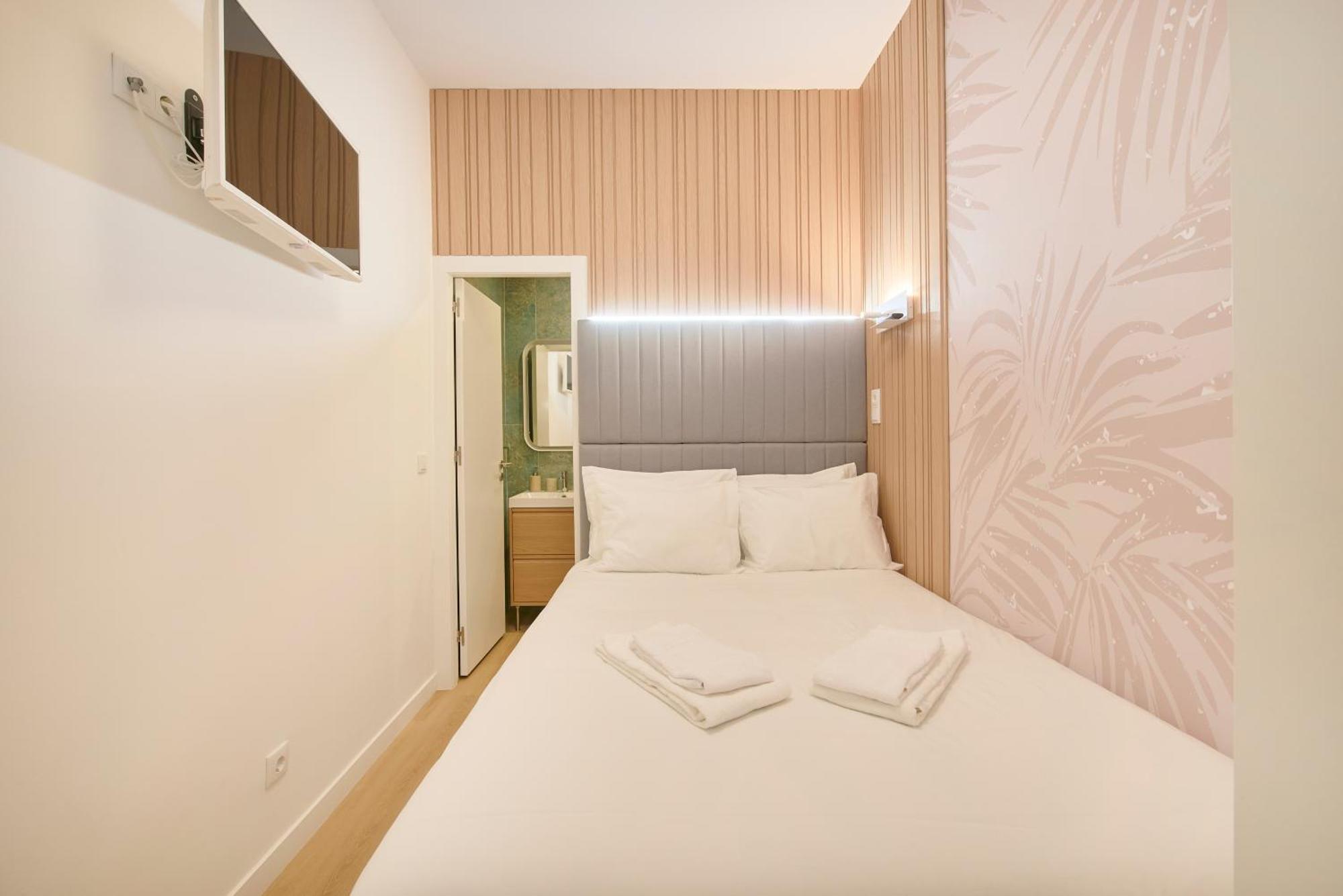 Brand New Hostel Anjos Lissabon Buitenkant foto