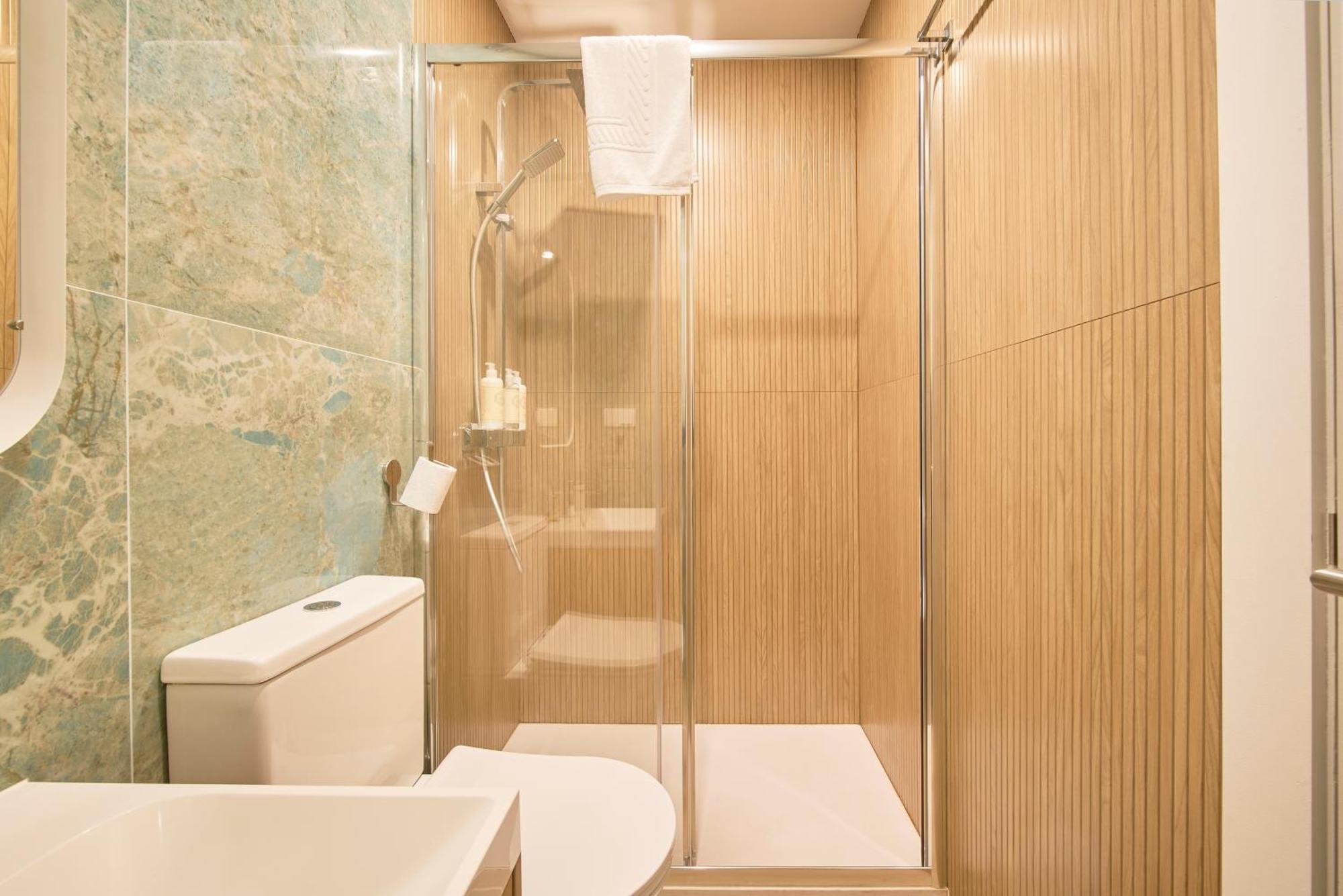 Brand New Hostel Anjos Lissabon Buitenkant foto