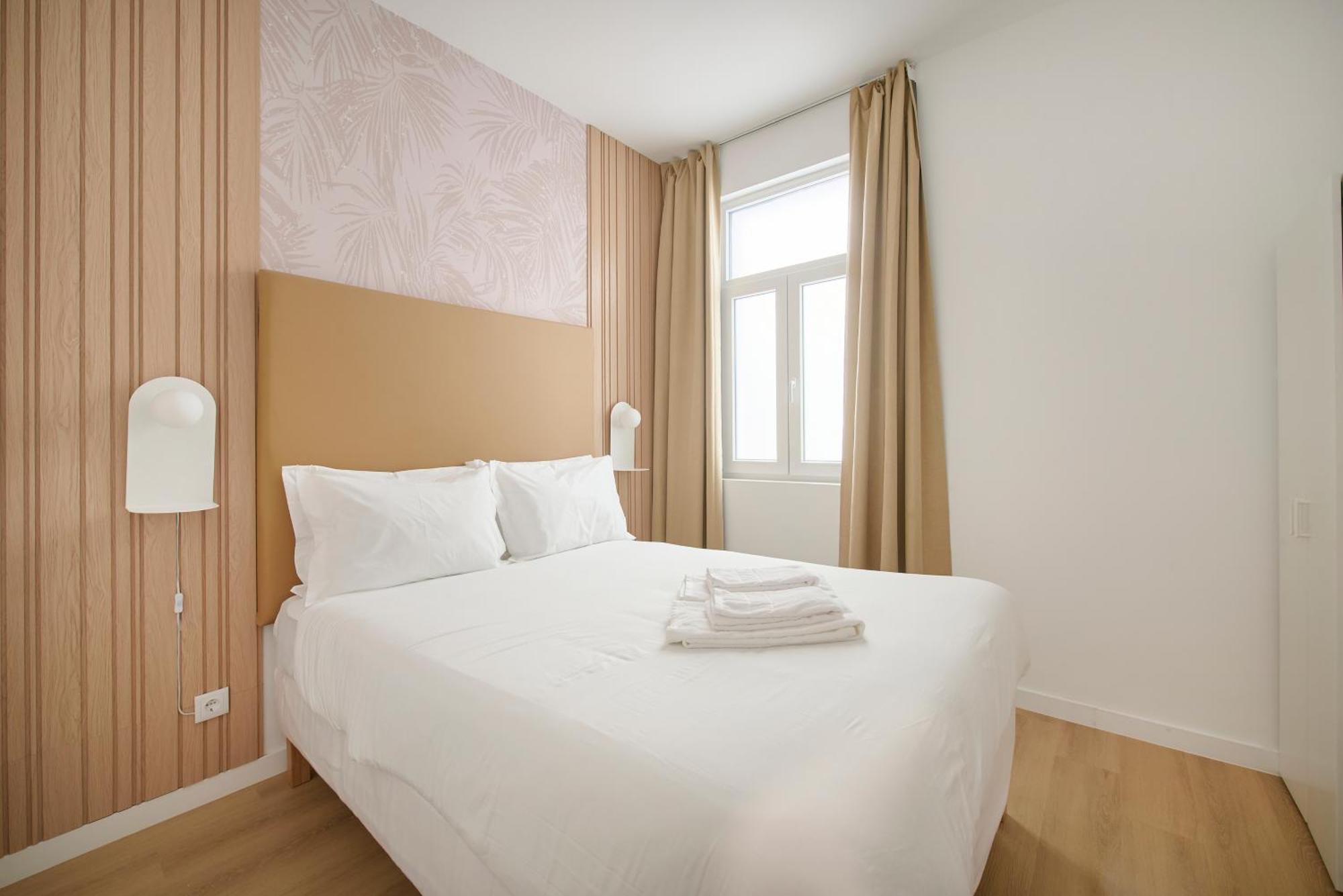 Brand New Hostel Anjos Lissabon Buitenkant foto