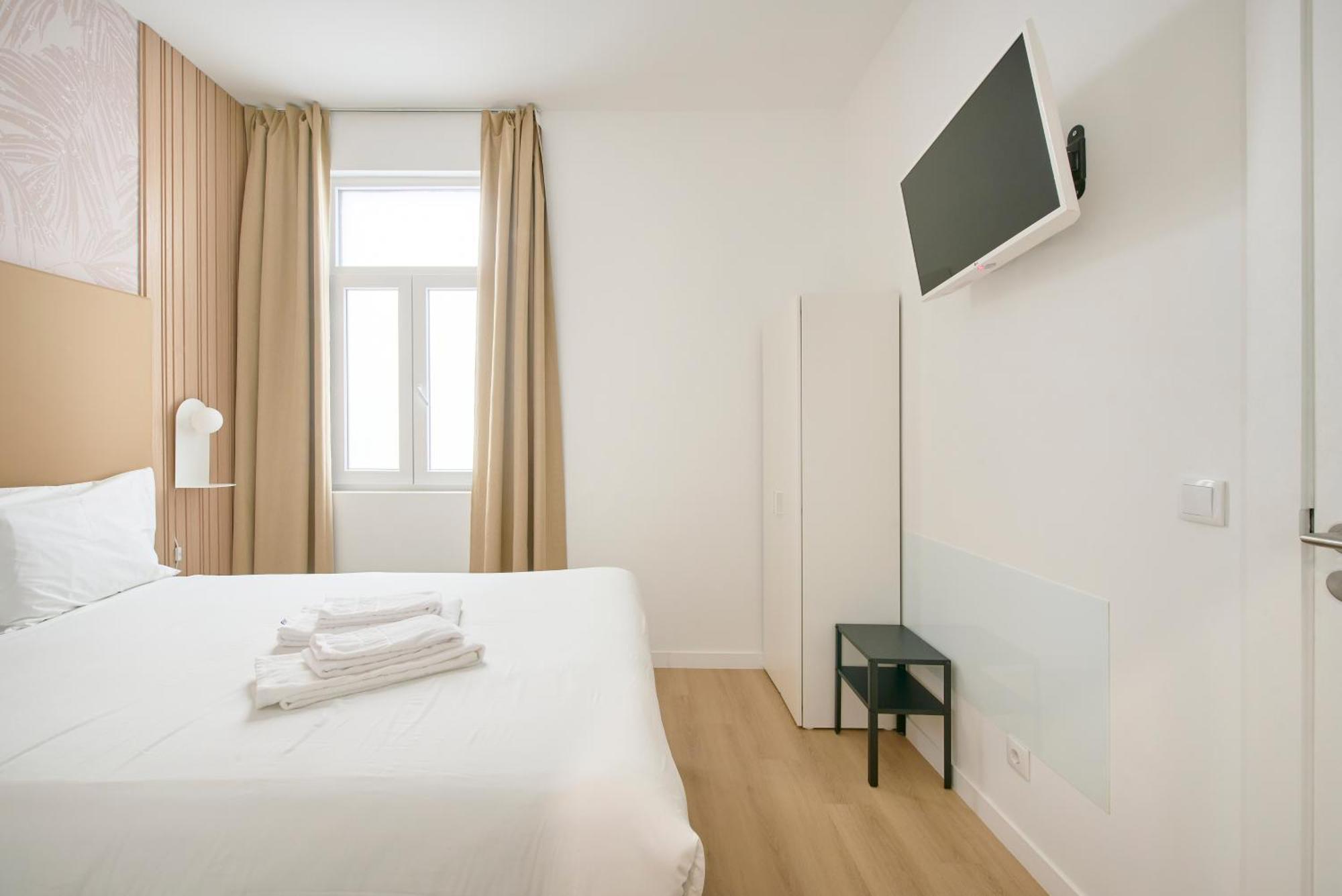 Brand New Hostel Anjos Lissabon Buitenkant foto