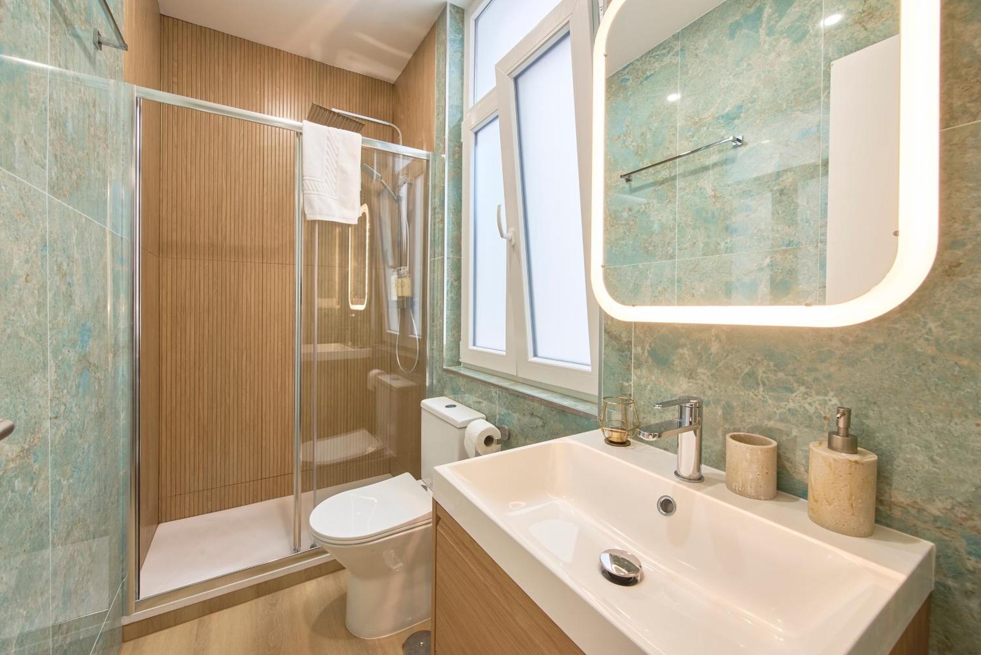 Brand New Hostel Anjos Lissabon Buitenkant foto
